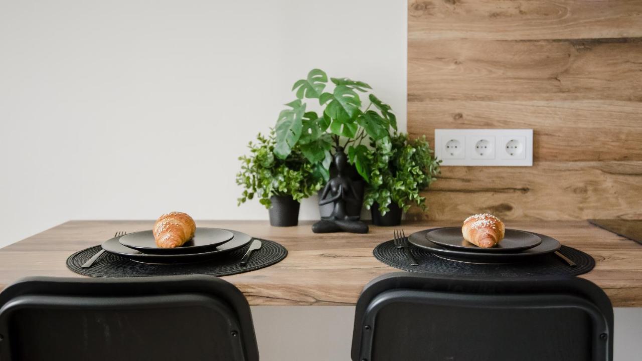 Stylish Apartment In Zverynas 维尔纽斯 外观 照片